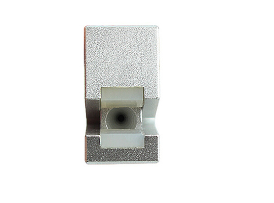 Adattatore di fibra ottica nudo di colore dell'argento del quadrato del metallo dello Sc, adattatore del cavo a fibre ottiche