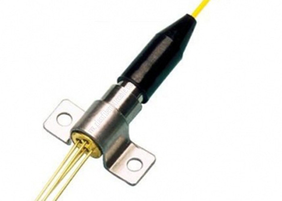 Modulo ottico del diodo laser dell'isolatore 1550nm DFB di InGaAs del fotodiodo incorporato del monitor con e senza TECNICO