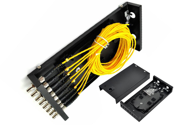 La scatola a fibra ottica di termine di 8 porti comprende il tipo scatola dell'ABS di distribuzione del separatore della fibra